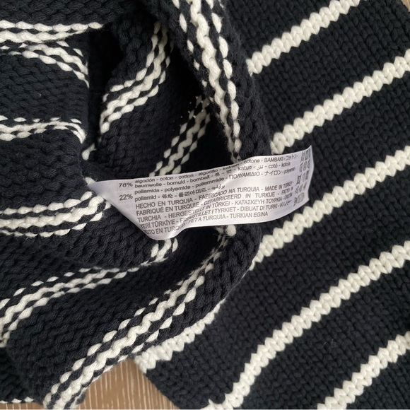 Zara Striped Cropped Sweater Navy - Picture 4 of 4